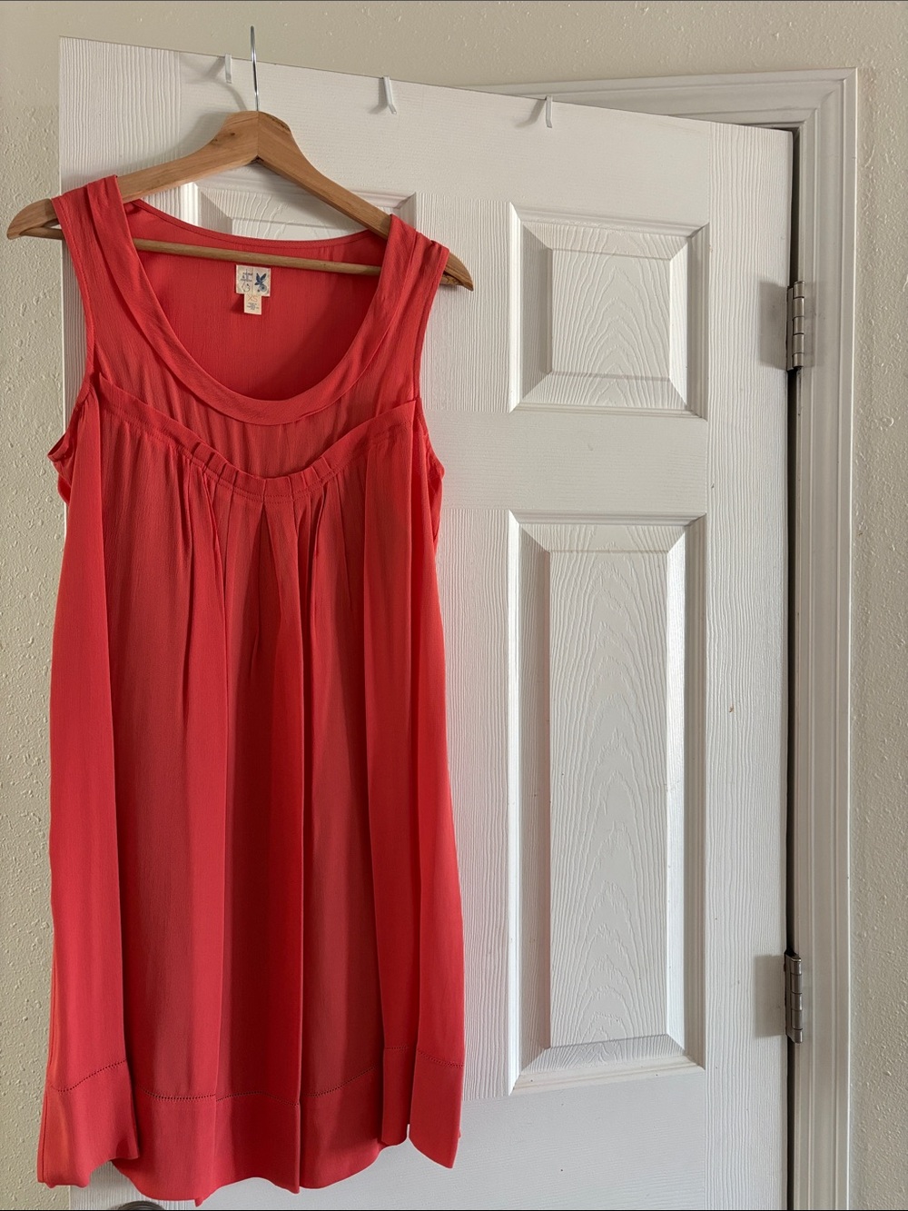 Sleeveless Coral Midi Dress